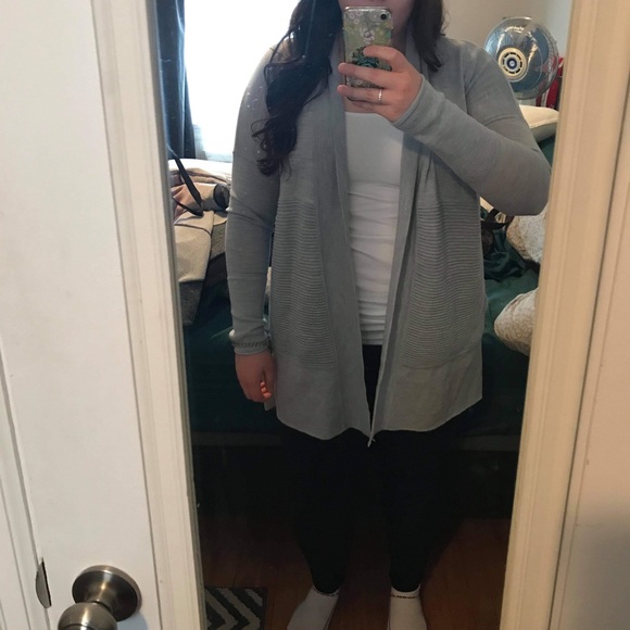 Lululemon 2 Way Cardigan - Picture 5 of 6